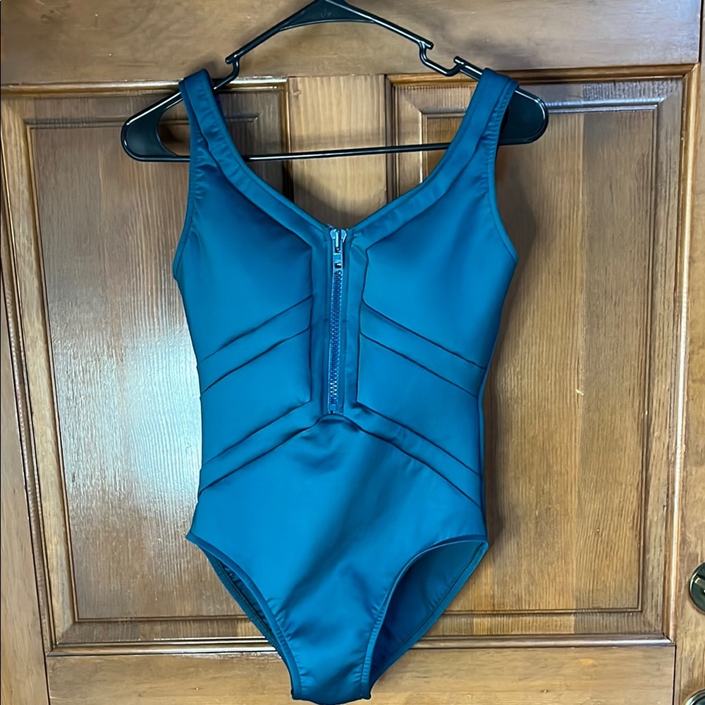 NWT MagicSuit Mallard Green One Piece Swimsuit Size 8